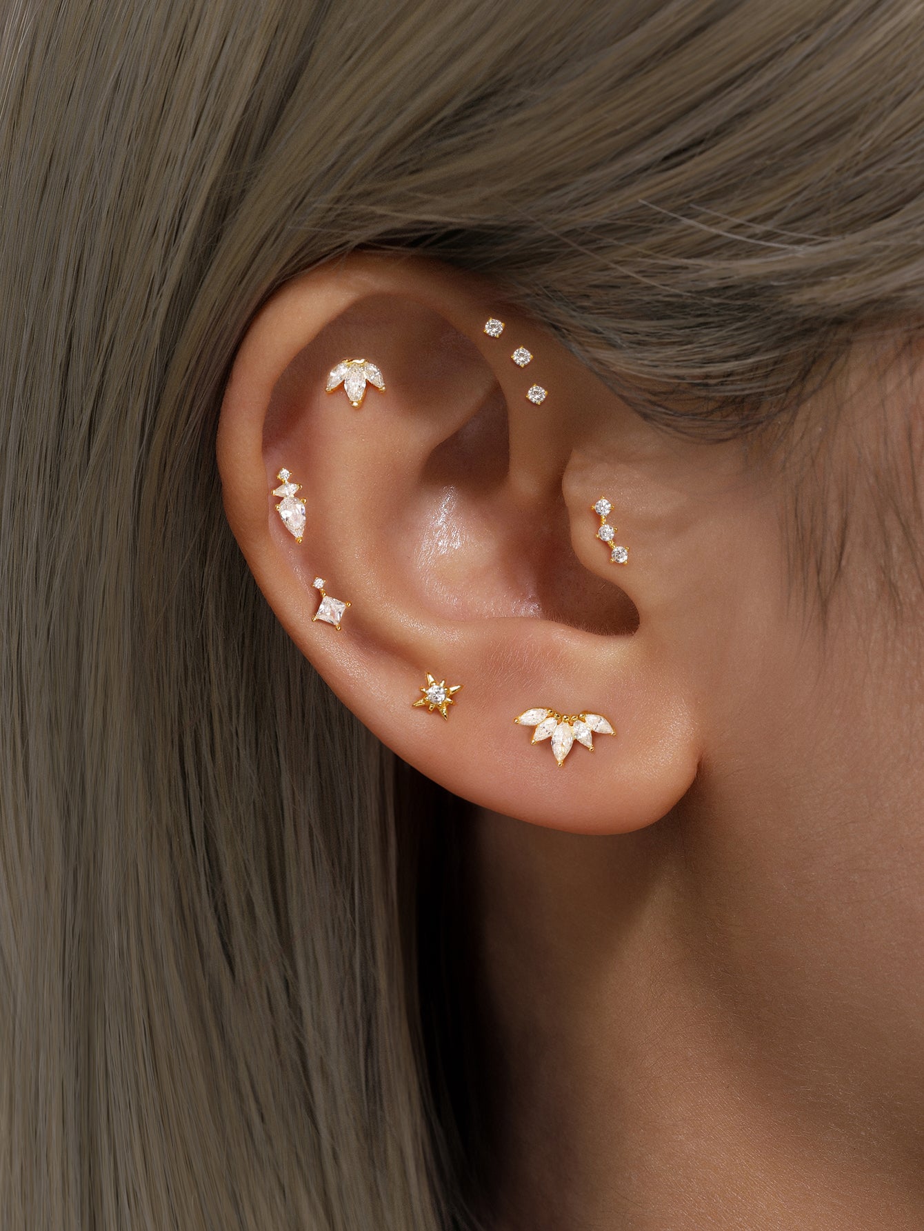 S925 Crown Zircon Heart Elegant Piercing Stud Earring