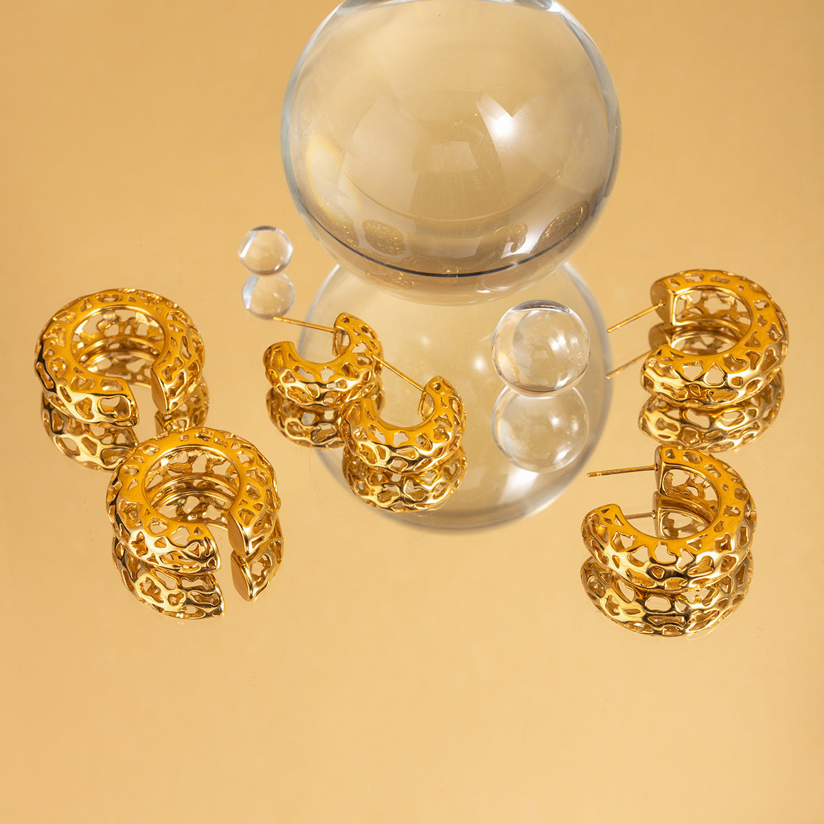 Hollow C-Shaped Earclip Earrings