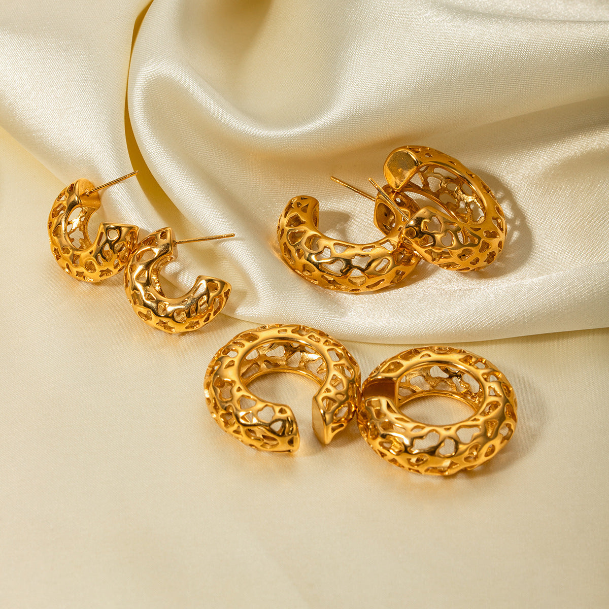 Hollow C-Shaped Earclip Earrings
