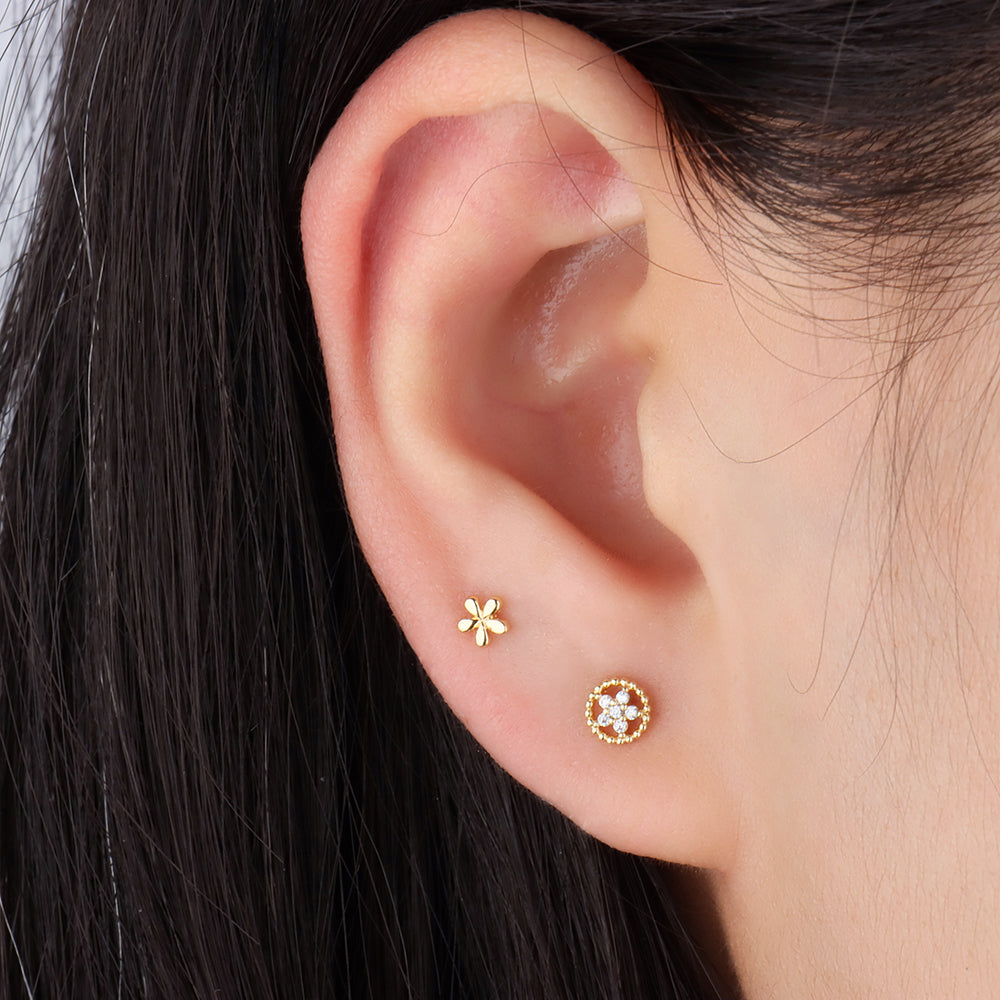 G23 Titanium Waterproof Dainty Floral Stud Earring
