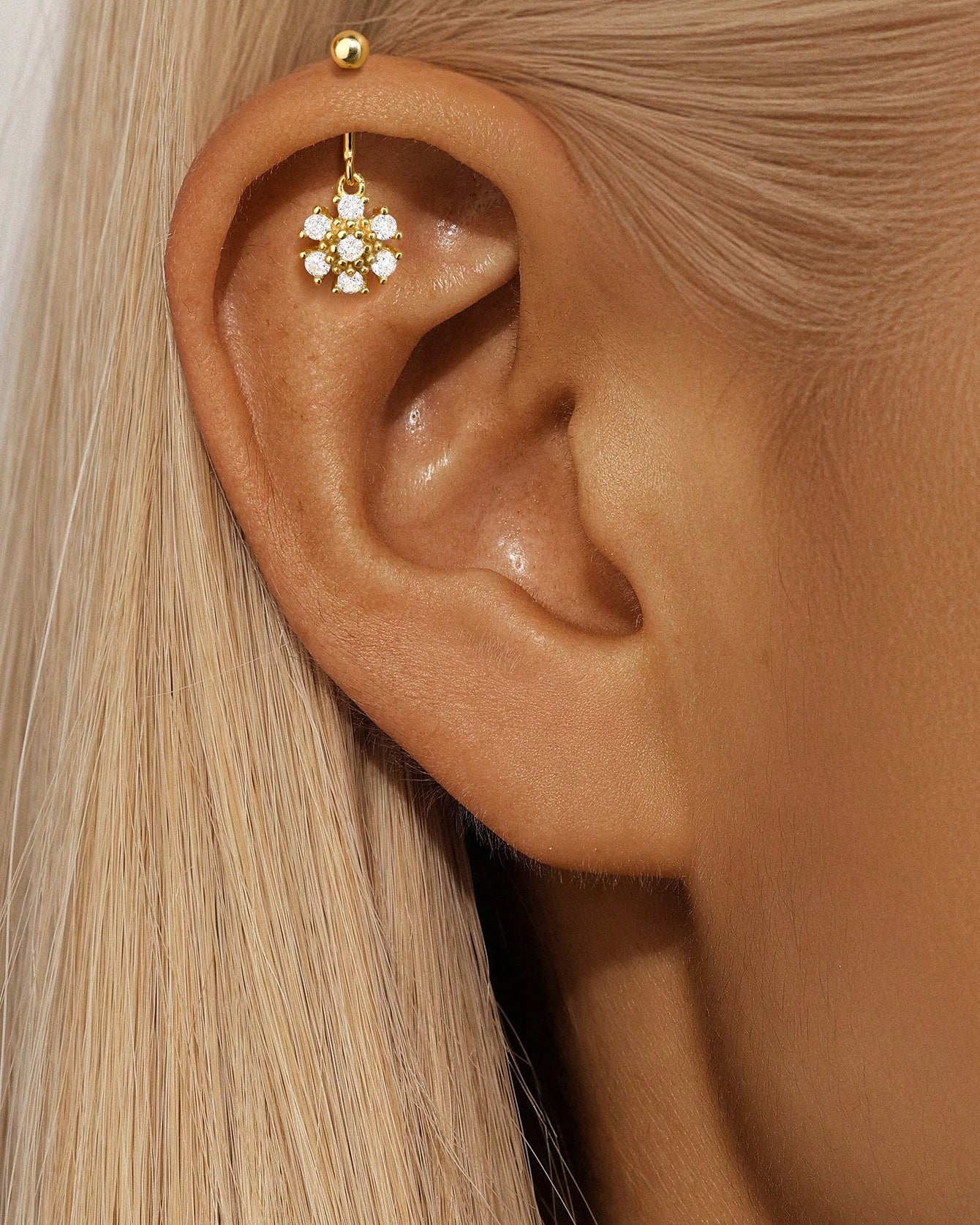 925 Sterling Silver Snowflake Horse Eye Ball Back Vertical Thread Piercing