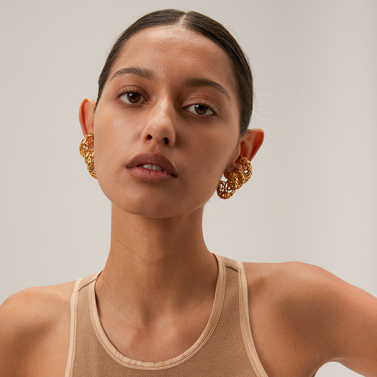 Hollow C-Shaped Earclip Earrings