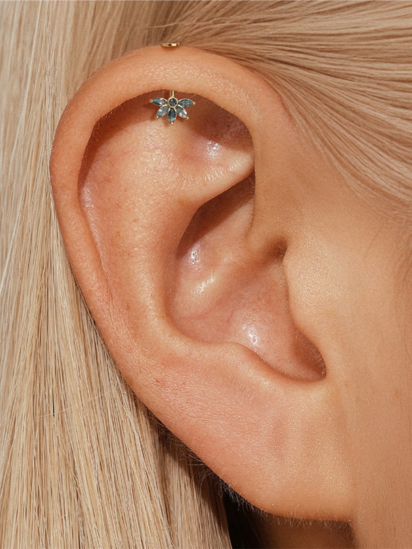 925 Natural Moss Agate Flower Vertical Helix Stud