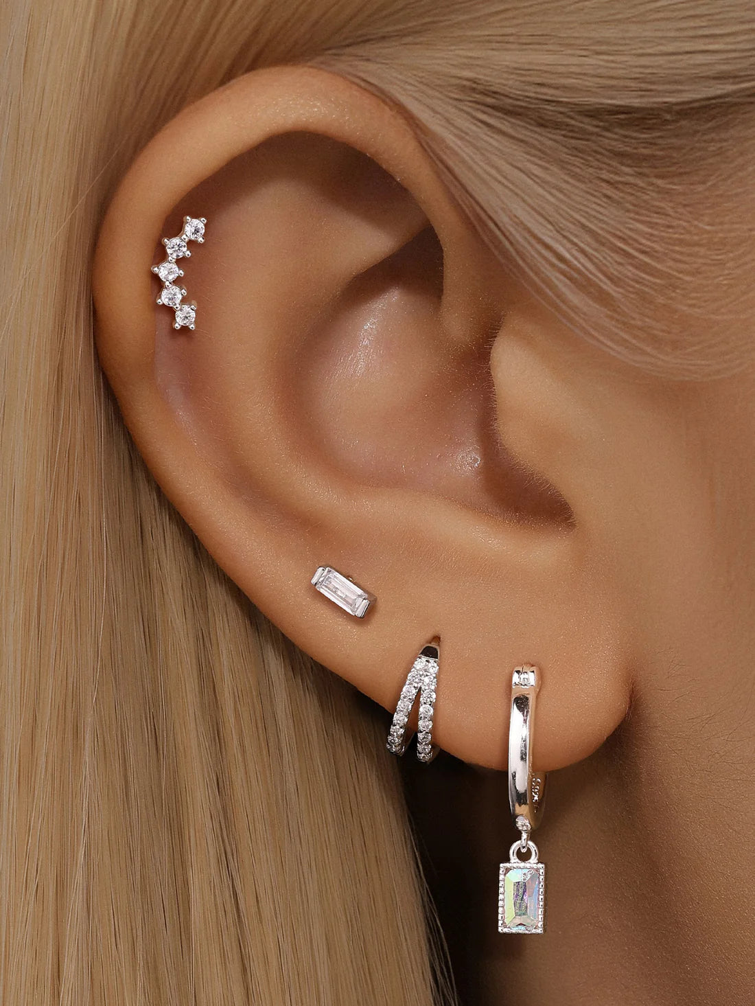 S925 Sterling Silver Zircon Threaded Ear Piercing Stud