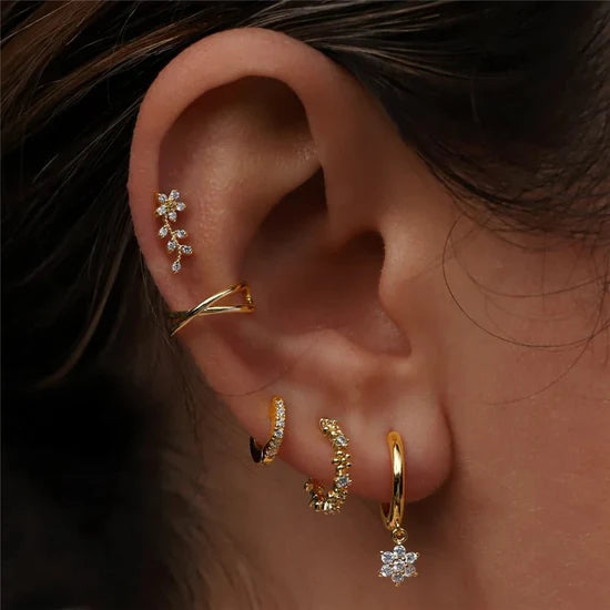 S925 Sterling Silver Dainty Mini Flower Ear Piercing Stud