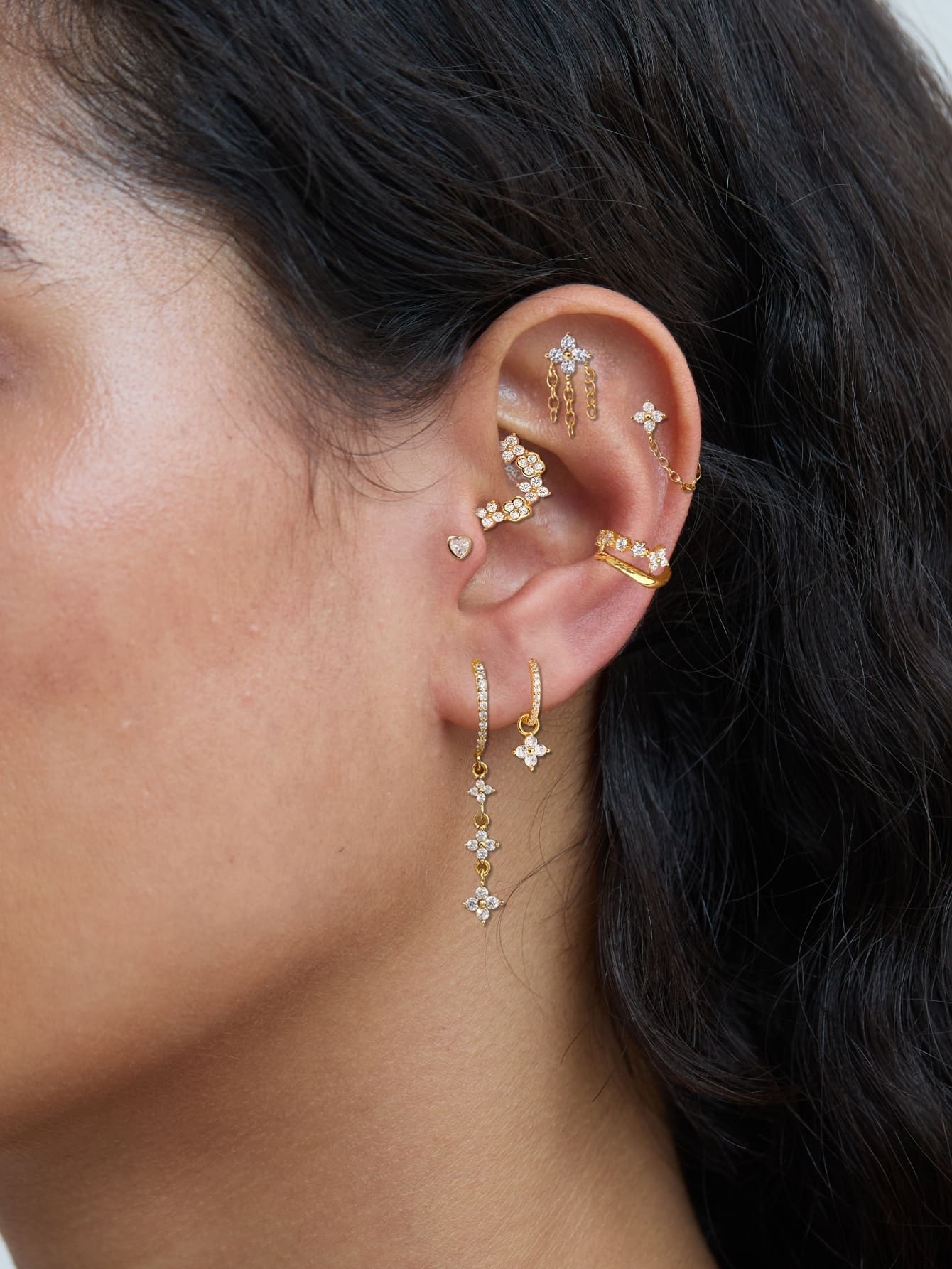 925 Sterling Silver Floral Chain Flat Back Stud