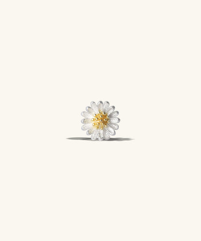 G23 Titanium Waterproof Daisy Stud Earring