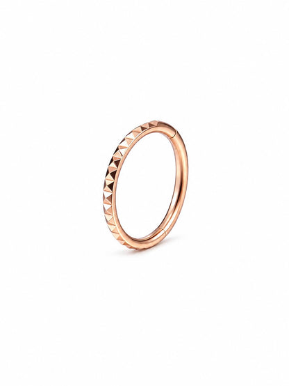 Rose gold pyramid-faceted G23 titanium hinged clicker ring